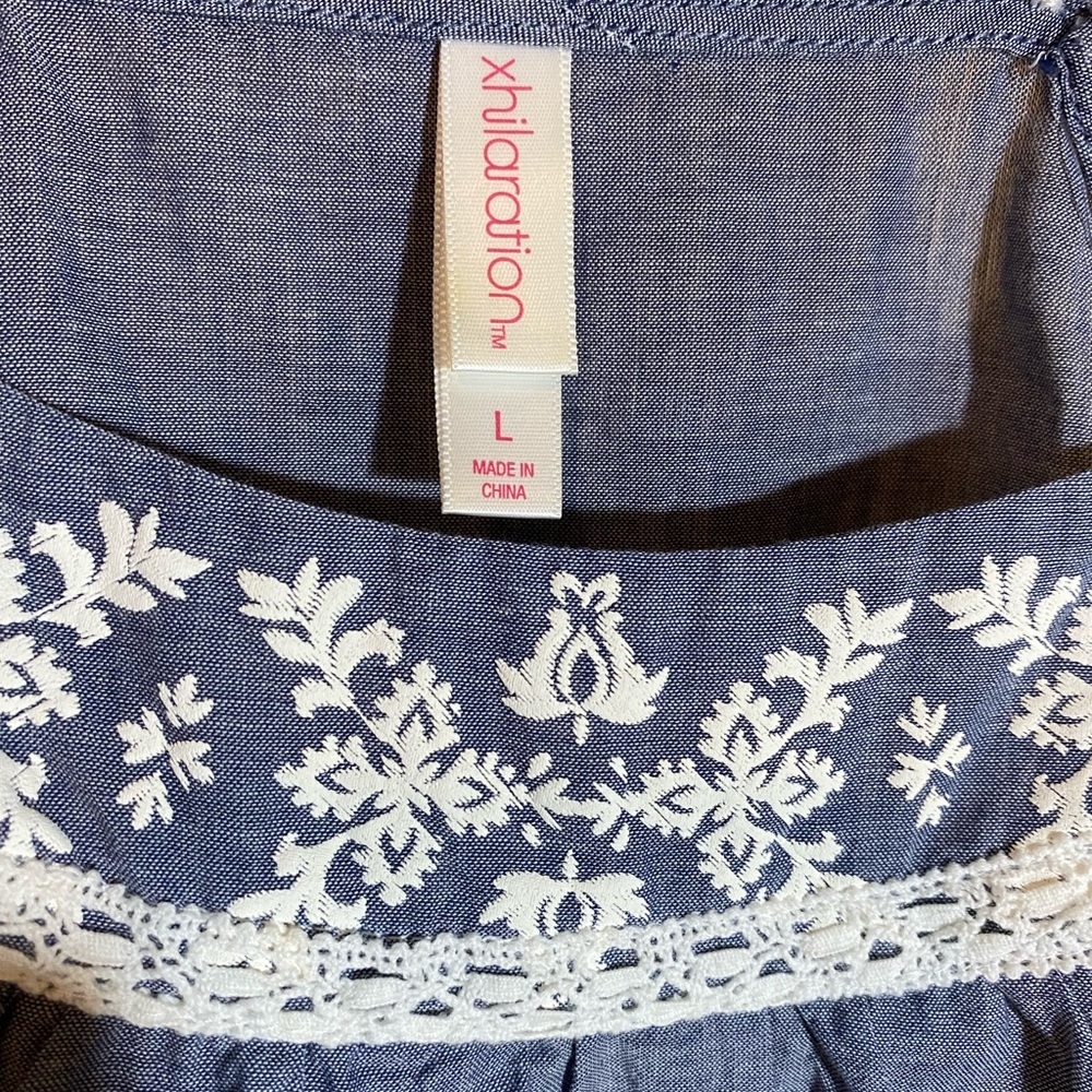 Tank top - Picture 3 of 3